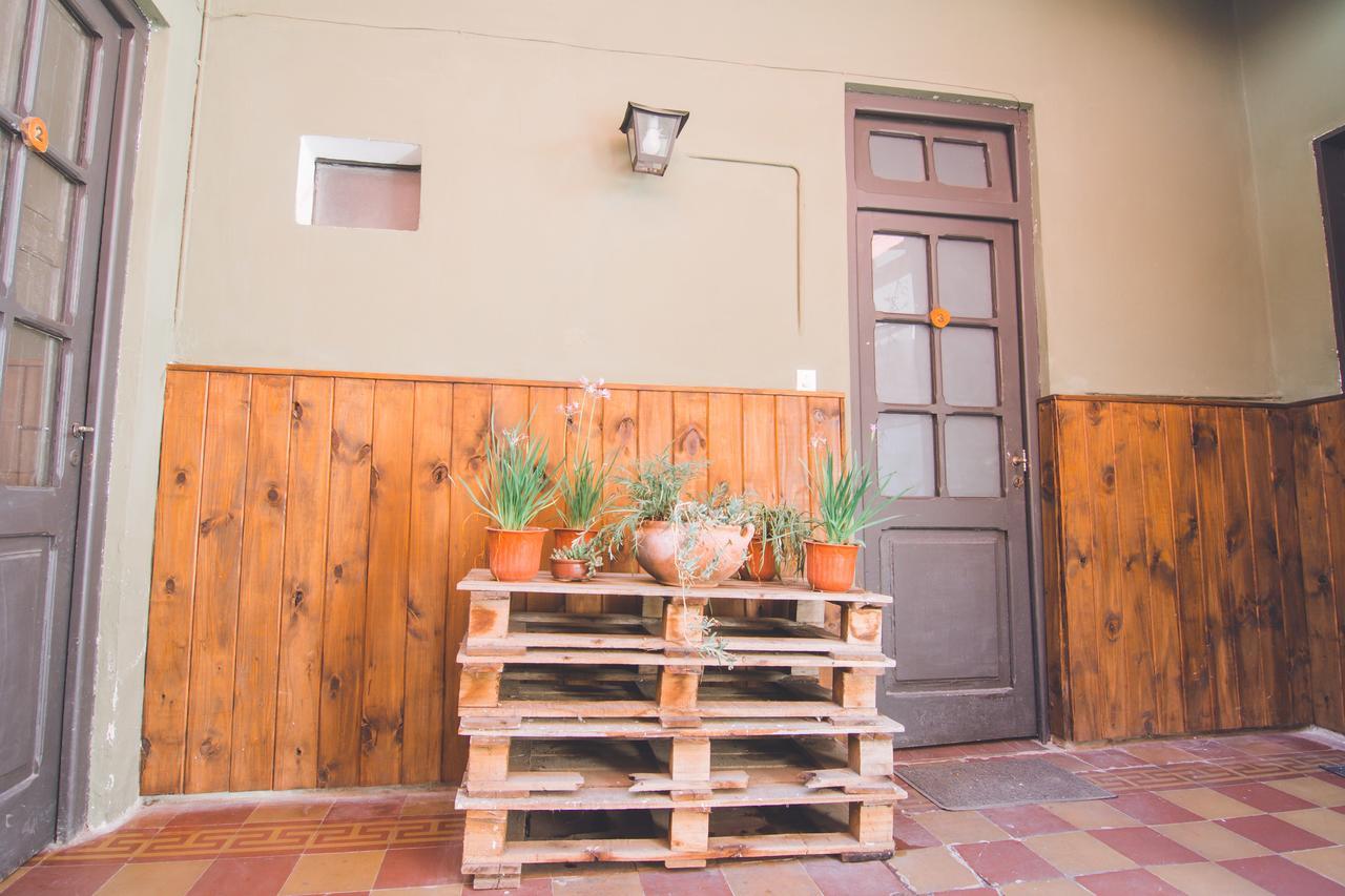 Las Rejas Hostel Salta Luaran gambar